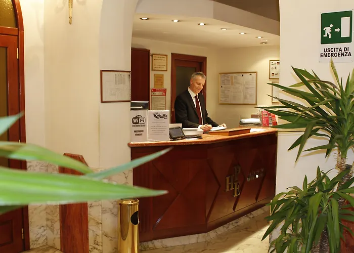Pace Helvezia Hotel Roma